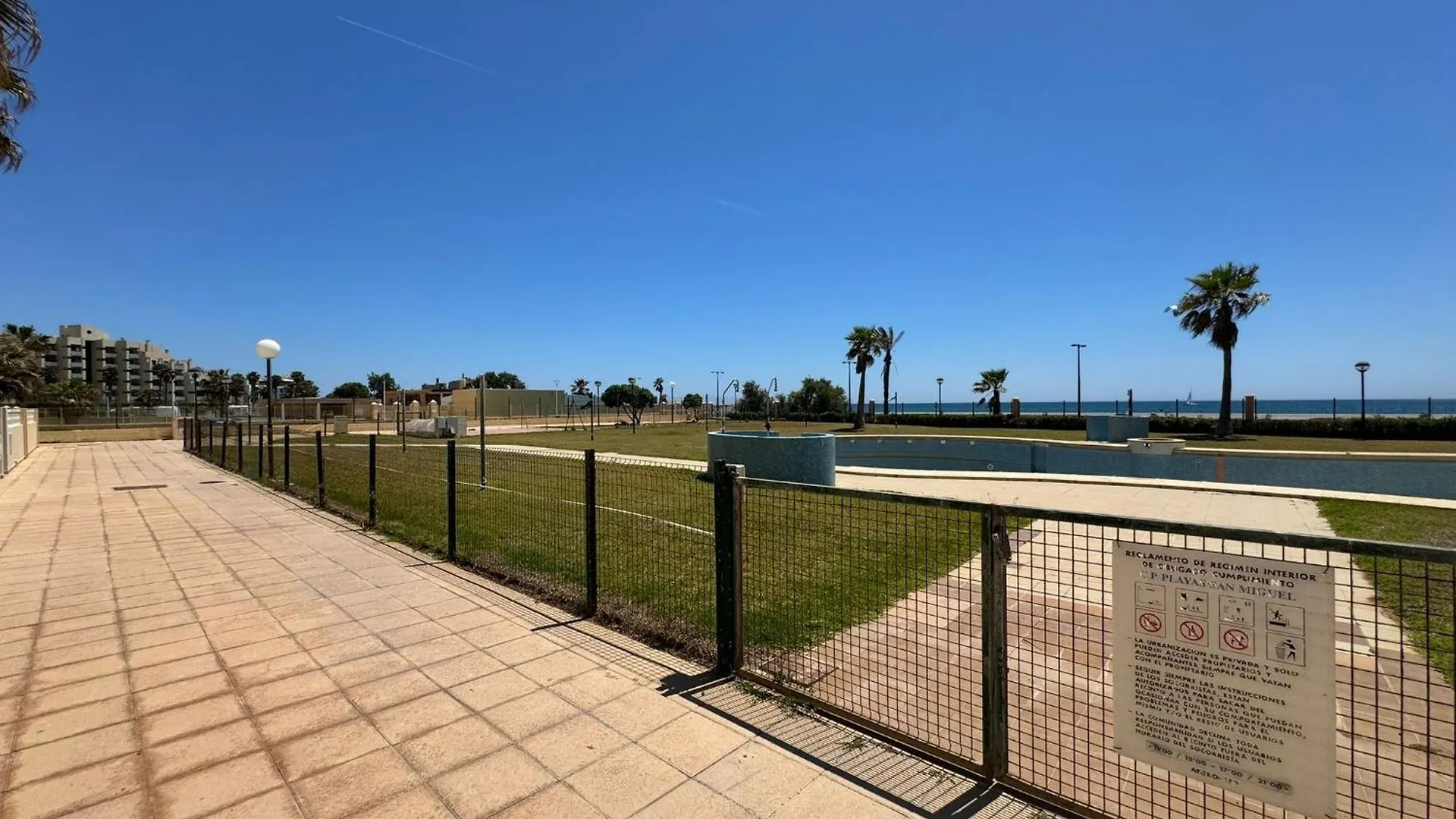 Sunset Beach Front アルメリマル スペイン